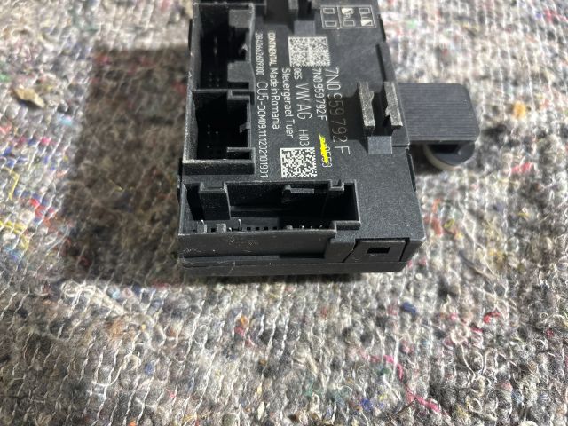 bontott SEAT ALHAMBRA Bal első Ajtó Vezérlőegység