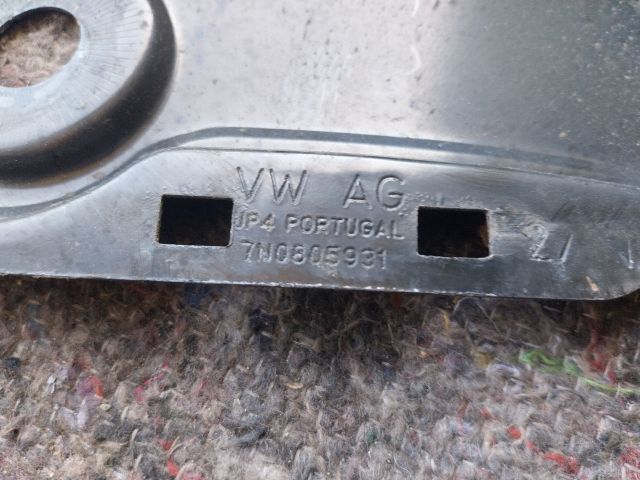 bontott SEAT ALHAMBRA Bal Fényszóró Tartó