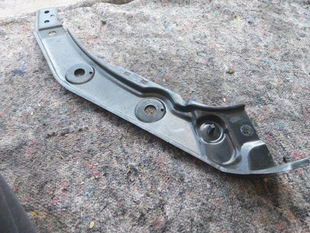 bontott SEAT ALHAMBRA Bal Fényszóró Tartó