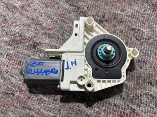 bontott SEAT ALHAMBRA Bal hátsó Ablakemelő Motor