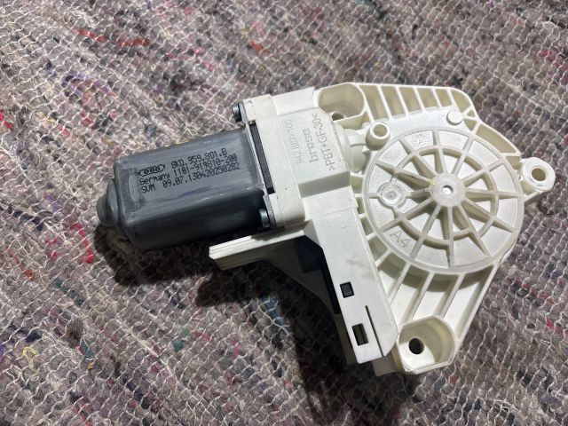 bontott SEAT ALHAMBRA Bal hátsó Ablakemelő Motor