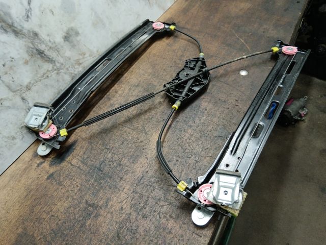 bontott SEAT ALHAMBRA Bal hátsó Ablakemelő Szerkezet (Elektromos)