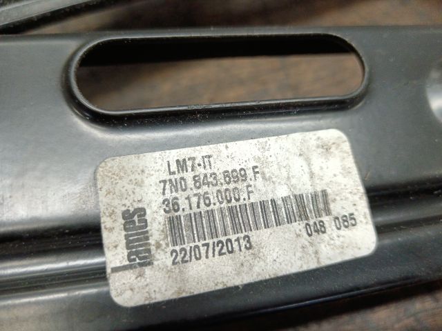 bontott SEAT ALHAMBRA Bal hátsó Ablakemelő Szerkezet (Elektromos)