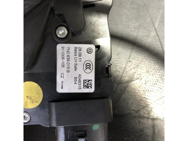 bontott SEAT ALHAMBRA Bal hátsó Ajtózár