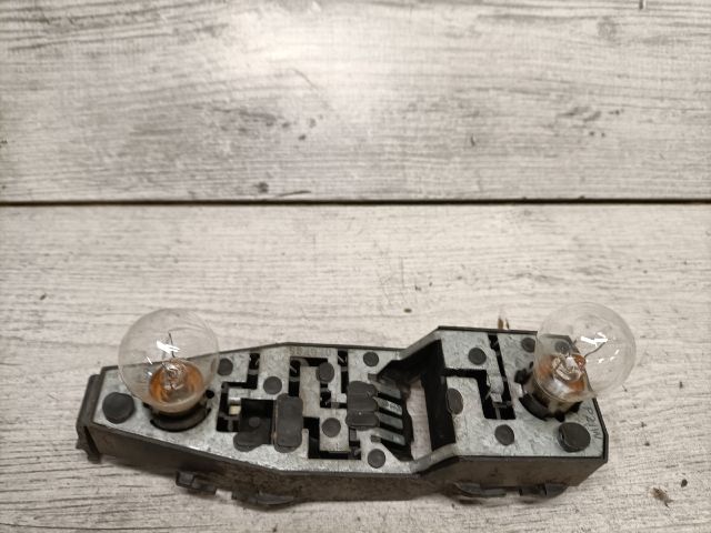 bontott SEAT ALHAMBRA Bal Hátsó Lámpa Foglalat