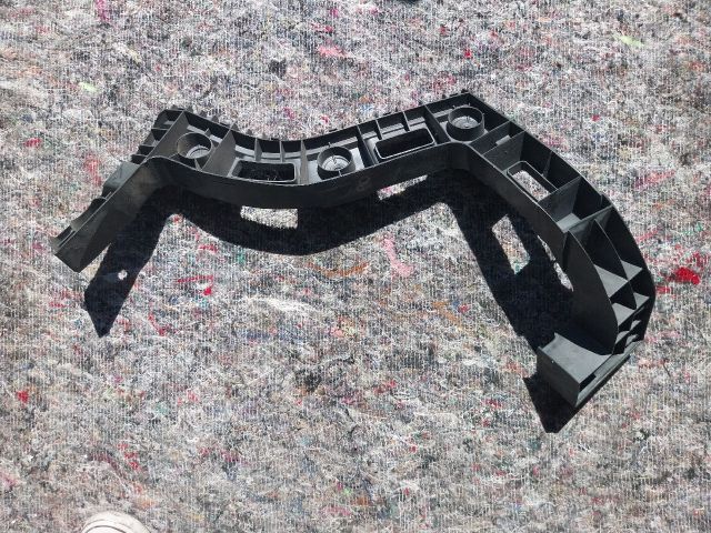 bontott SEAT ALHAMBRA Bal hátsó Oldal Lökhárító Tartó (Műanyag)