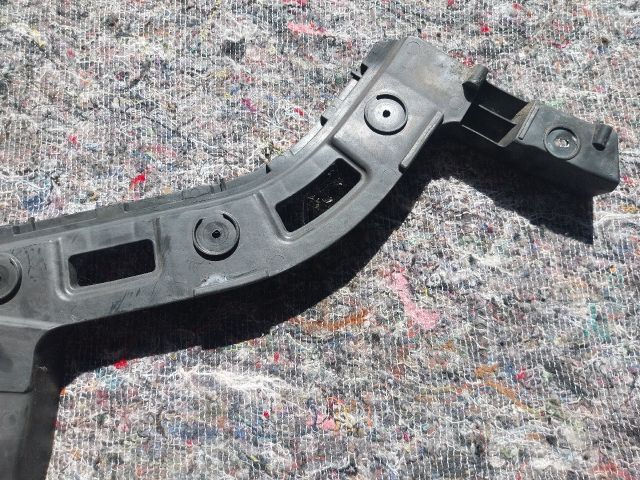 bontott SEAT ALHAMBRA Bal hátsó Oldal Lökhárító Tartó (Műanyag)