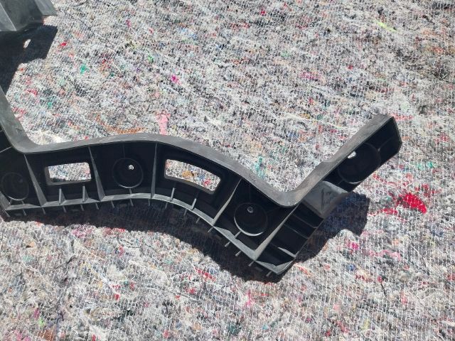 bontott SEAT ALHAMBRA Bal hátsó Oldal Lökhárító Tartó (Műanyag)