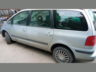 bontott SEAT ALHAMBRA Bal hátsó Sárvédő