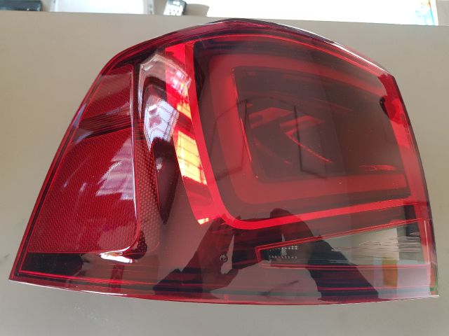 bontott SEAT ALHAMBRA Bal Külső Hátsó Lámpa