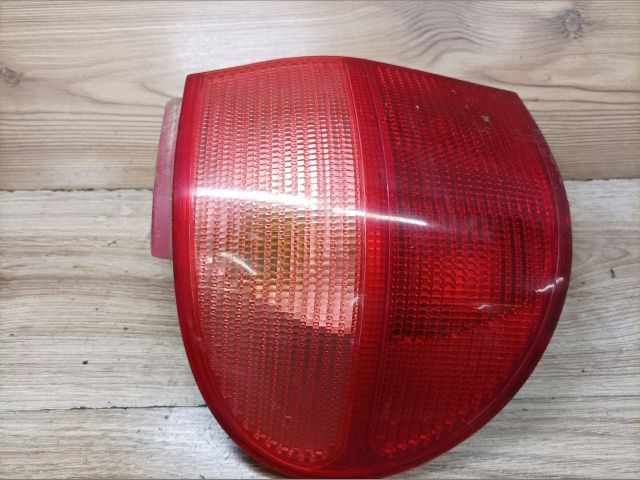 bontott SEAT ALHAMBRA Bal Külső Hátsó Lámpa