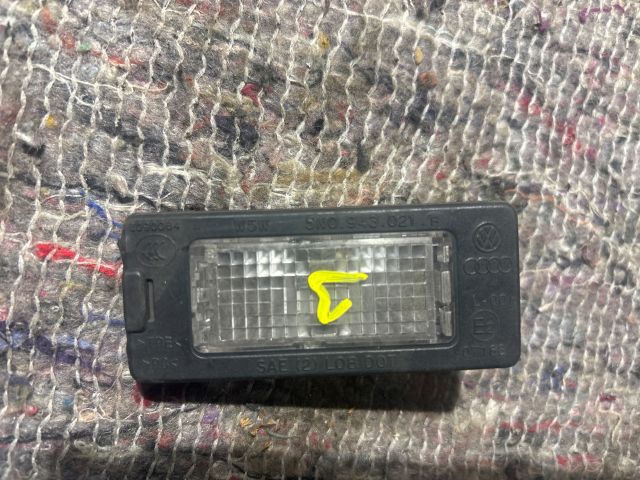 bontott SEAT ALHAMBRA Bal Rendszámtábla Világítás