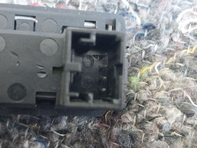 bontott SEAT ALHAMBRA Csomagtér Nyitó Kar / Gomb