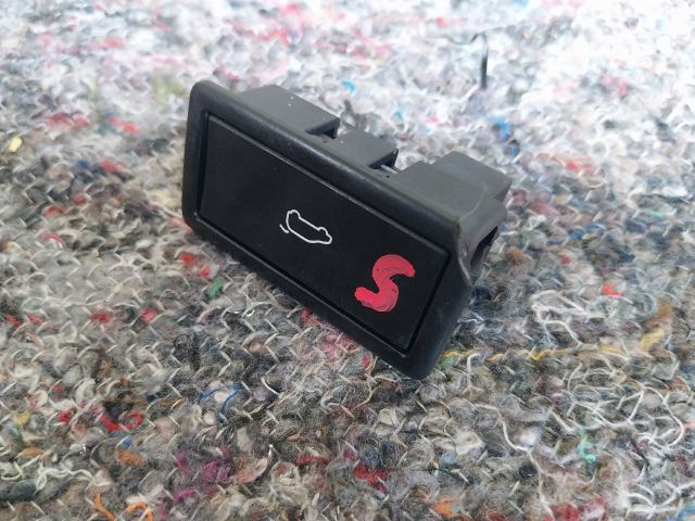 bontott SEAT ALHAMBRA Csomagtér Nyitó Kar / Gomb