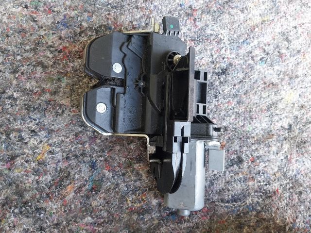 bontott SEAT ALHAMBRA Csomagtérajtó Zárszerkezet