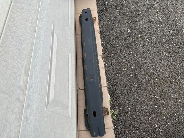 bontott SEAT ALHAMBRA Első Lökhárító Merevítő (Fém)