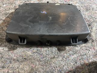 bontott SEAT ALHAMBRA Első Tároló Rekesz