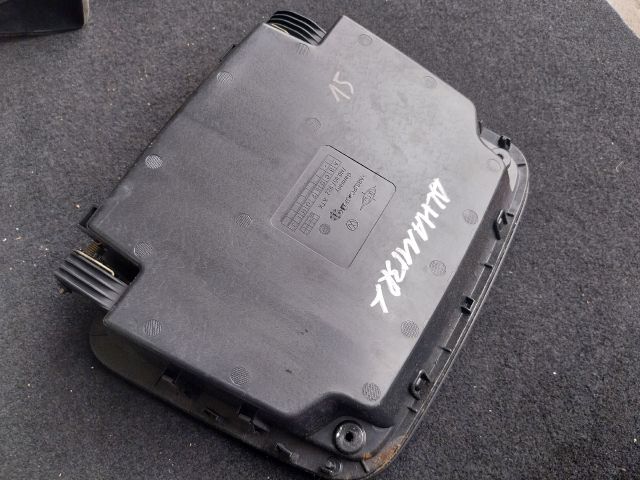 bontott SEAT ALHAMBRA Első Tároló Rekesz