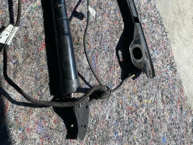 bontott SEAT ALHAMBRA Gázrugós Kitámasztó Teleszkóp Csomagtérajtó Jobb