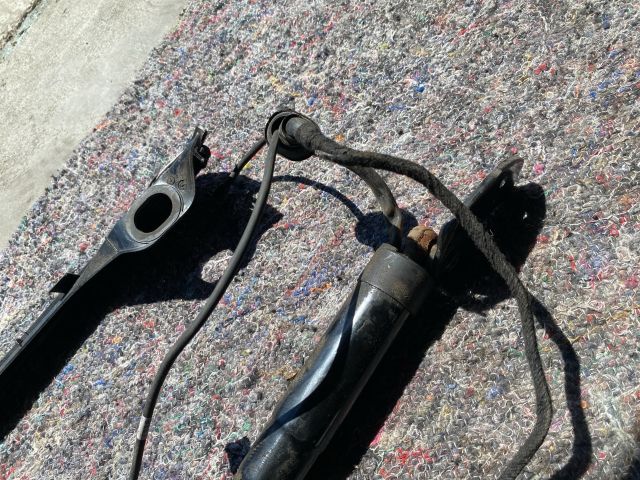 bontott SEAT ALHAMBRA Gázrugós Kitámasztó Teleszkóp Csomagtérajtó Jobb