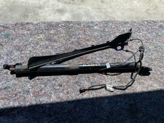 bontott SEAT ALHAMBRA Gázrugós Kitámasztó Teleszkóp Csomagtérajtó Jobb