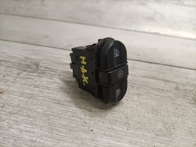 bontott SEAT ALHAMBRA Hátsó középső Ablakemelő Kapcsoló