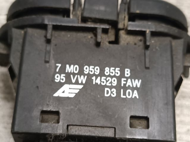 bontott SEAT ALHAMBRA Hátsó középső Ablakemelő Kapcsoló