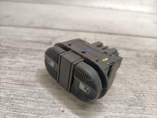 bontott SEAT ALHAMBRA Hátsó középső Ablakemelő Kapcsoló