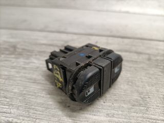 bontott SEAT ALHAMBRA Hátsó középső Ablakemelő Kapcsoló