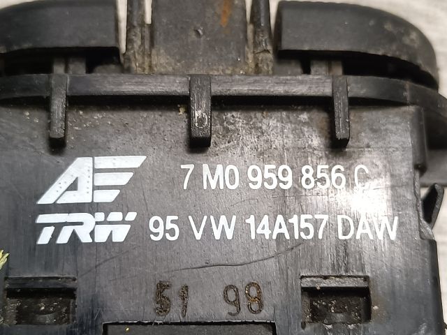 bontott SEAT ALHAMBRA Hátsó középső Ablakemelő Kapcsoló