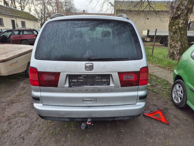 bontott SEAT ALHAMBRA Hátsó Lökhárító Merevítő (Fém)