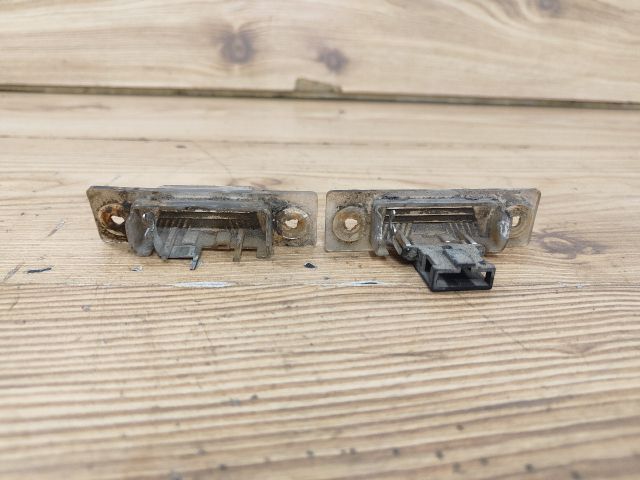 bontott SEAT ALHAMBRA Hátsó Rendszámtábla Világítás