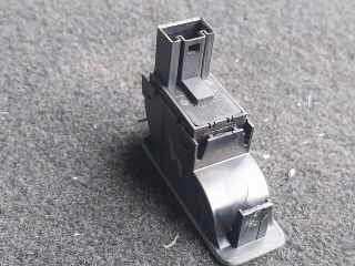 bontott SEAT ALHAMBRA Jobb első Ablakemelő Kapcsoló