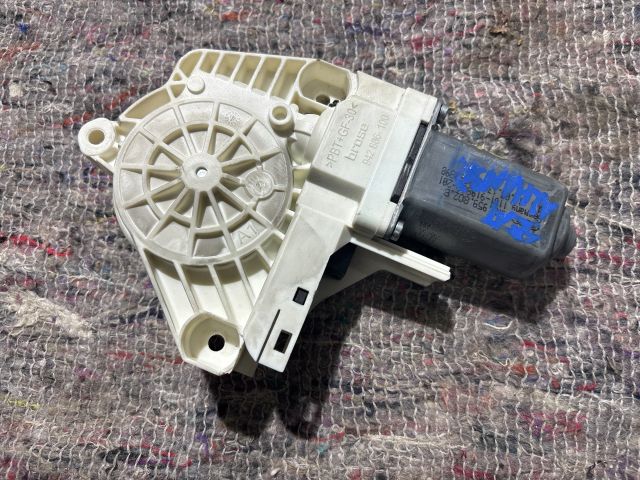 bontott SEAT ALHAMBRA Jobb első Ablakemelő Motor