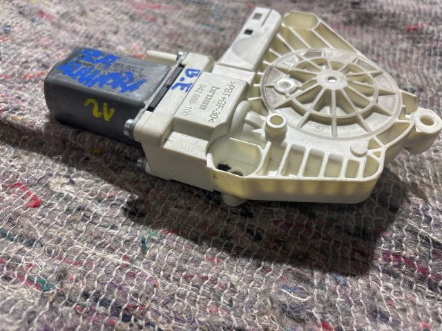 bontott SEAT ALHAMBRA Jobb első Ablakemelő Motor