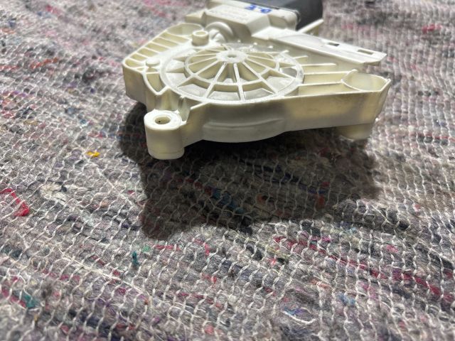 bontott SEAT ALHAMBRA Jobb első Ablakemelő Motor