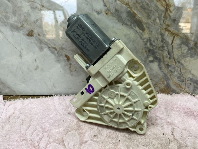 bontott SEAT ALHAMBRA Jobb első Ablakemelő Motor