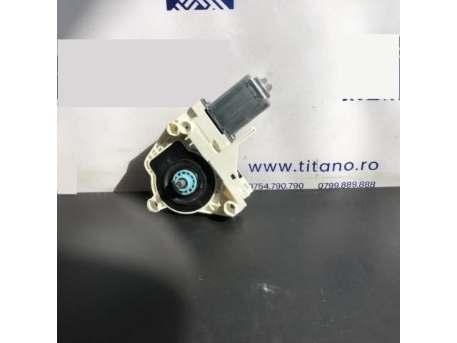 bontott SEAT ALHAMBRA Jobb első Ablakemelő Motor