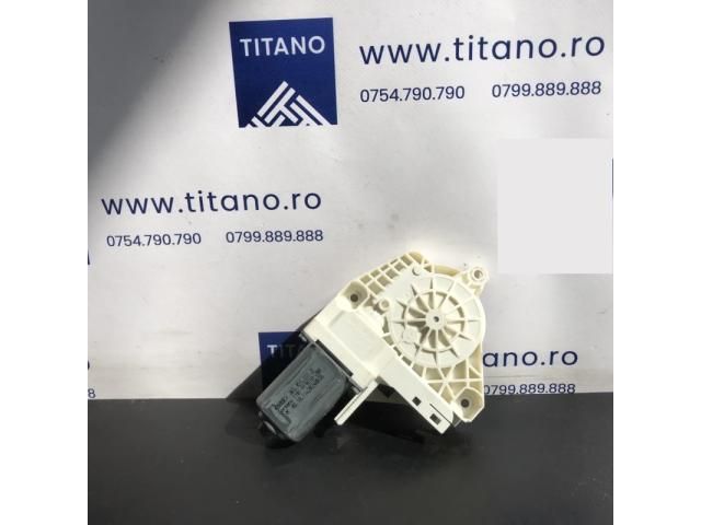 bontott SEAT ALHAMBRA Jobb első Ablakemelő Motor