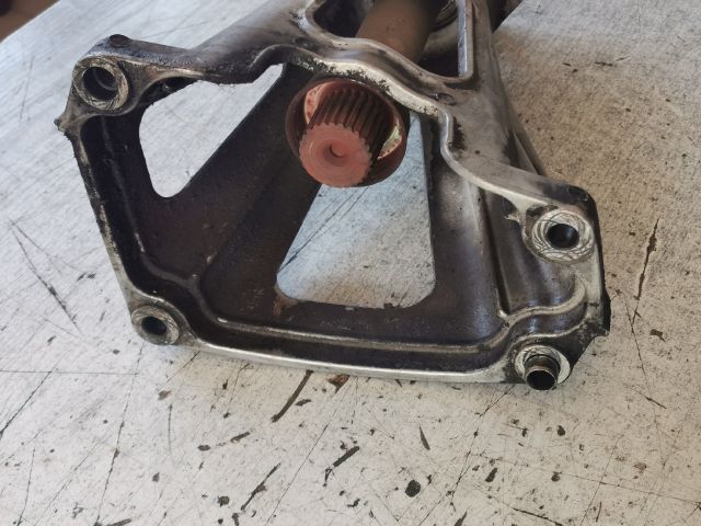 bontott SEAT ALHAMBRA Jobb első Féltengely Tartó