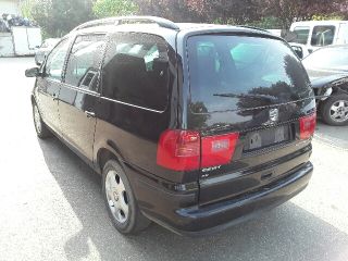 bontott SEAT ALHAMBRA Jobb első Fixüveg (Ajtóban)