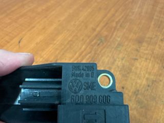 bontott SEAT ALHAMBRA Jobb első Oldal Ütközés Érzékelő