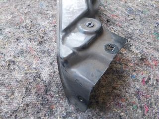 bontott SEAT ALHAMBRA Jobb Fényszóró Tartó