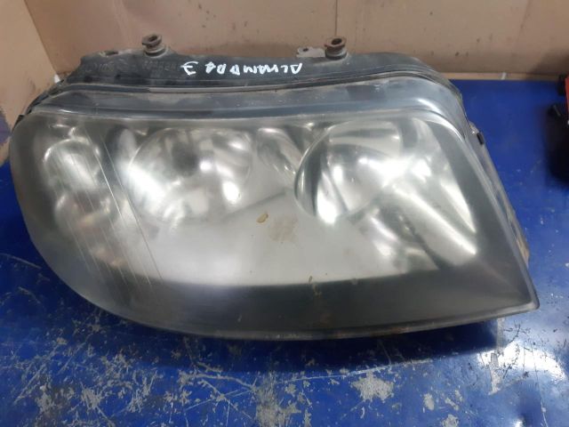 bontott SEAT ALHAMBRA Jobb Fényszóró