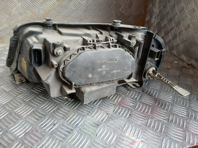 bontott SEAT ALHAMBRA Jobb Fényszóró