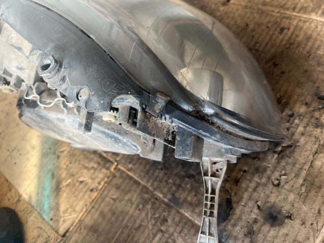 bontott SEAT ALHAMBRA Jobb Fényszóró