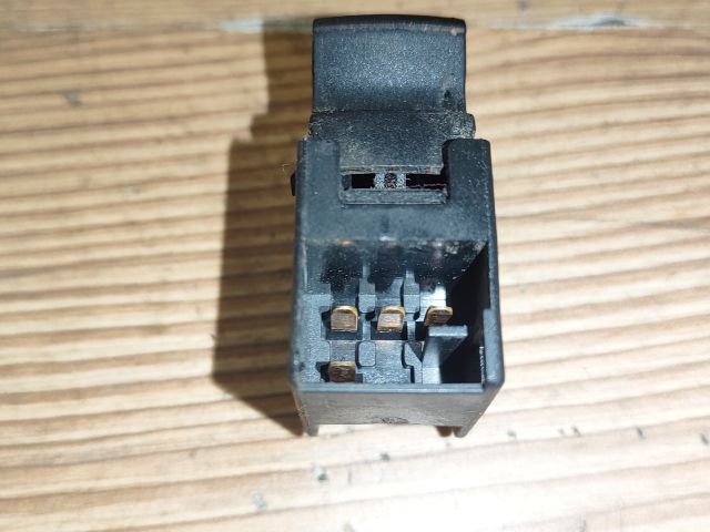 bontott SEAT ALHAMBRA Jobb hátsó Ablakemelő Kapcsoló