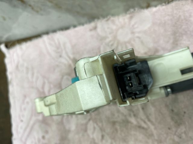 bontott SEAT ALHAMBRA Jobb hátsó Ablakemelő Motor