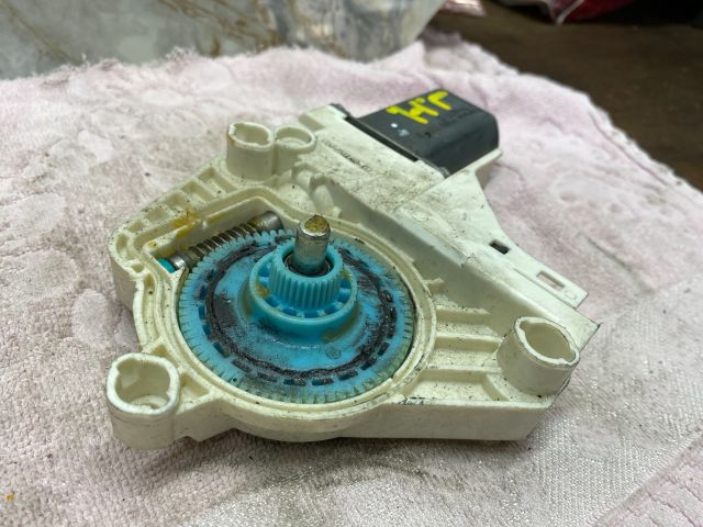 bontott SEAT ALHAMBRA Jobb hátsó Ablakemelő Motor