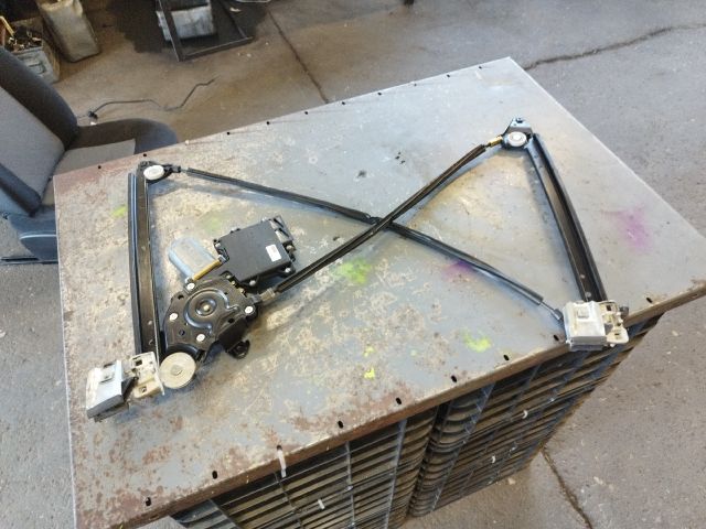 bontott SEAT ALHAMBRA Jobb hátsó Ablakemelő Szerkezet (Elektromos)